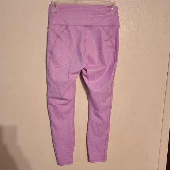 Fabletics Define PowerHold High-Waisted 7/8 Leggings Size S (Inseam 23") - Picture 6 of 13